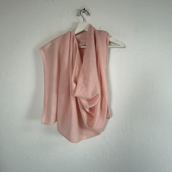 In Cashmere Womens Pink Cape Scarf Wrap One Size Cozy Lightweight NWOT - Picture 1 of 6